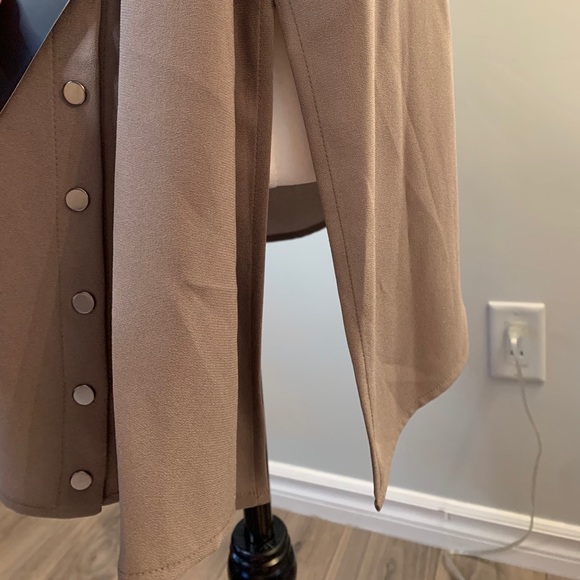 NWT BCBGMaxAzria Laycie Long Sleeve Blouse Size Small - Picture 10 of 13